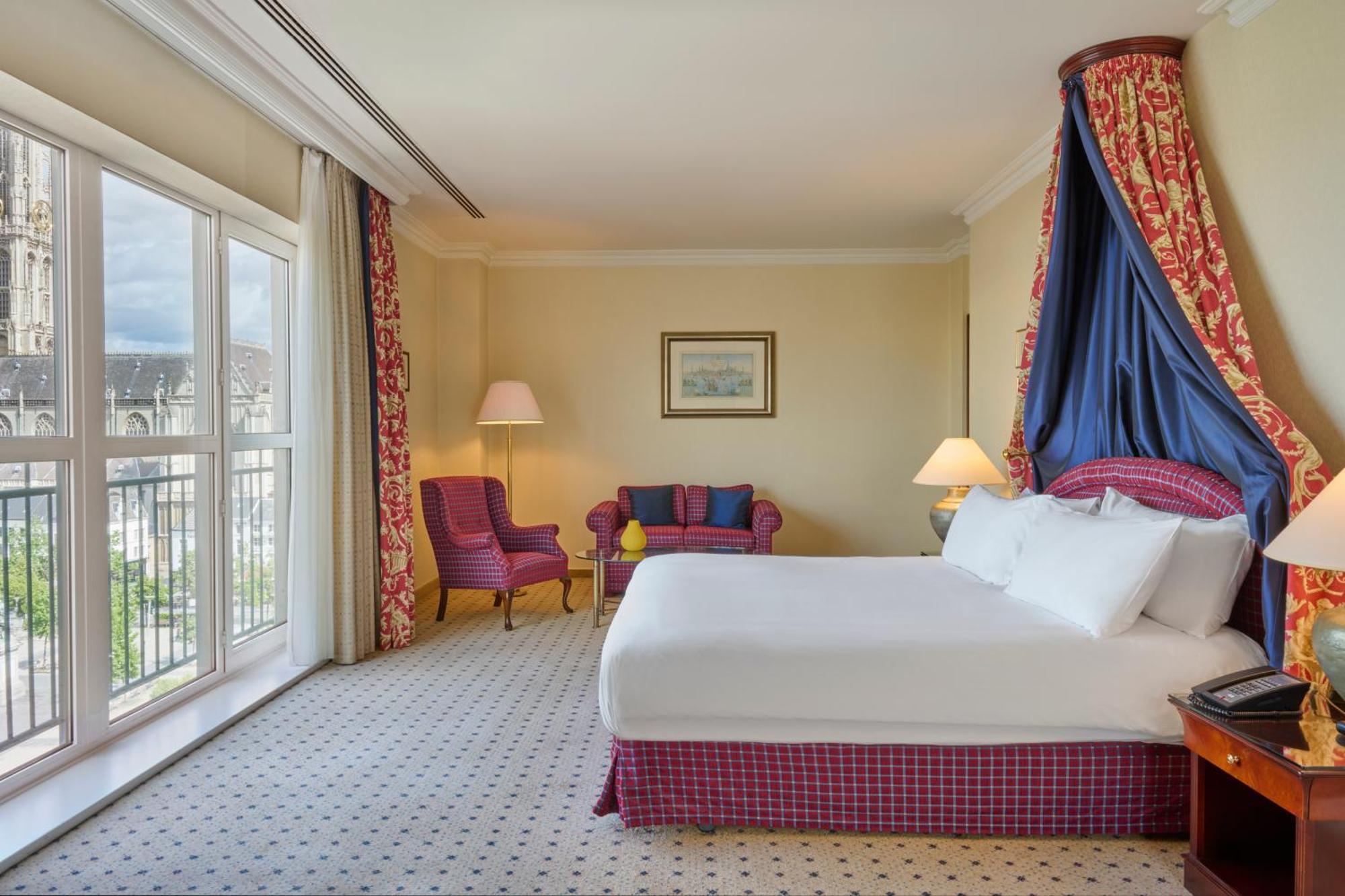 Hilton Antwerp Old Town Hotell Eksteriør bilde