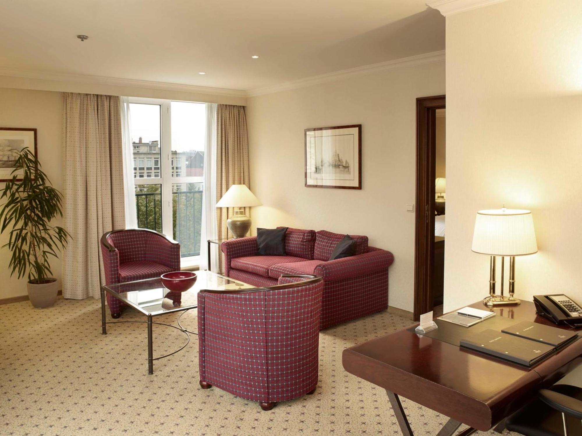 Hilton Antwerp Old Town Hotell Eksteriør bilde